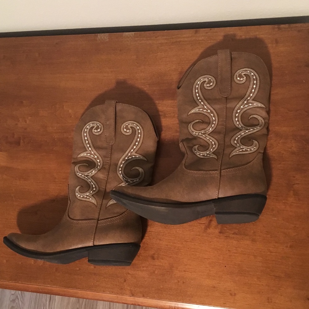 Cowboy boots - Picture 2 of 5
